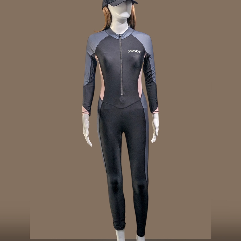 Women’s XS Black Full Body Swimsuit Dive Surf Suit Rash Guard One Piece